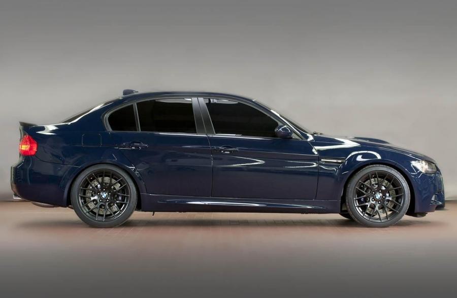  BMW M3 GTS Sedan Concept 2011 года  (фото 4 из 5)